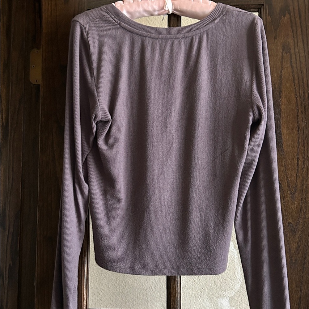 Gray Cropped Top - Picture 3 of 3